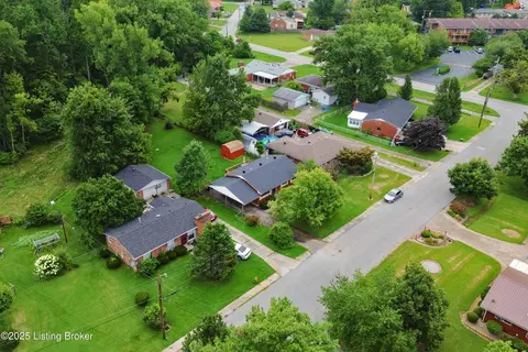 5419 Tracy Way, Louisville, KY 40214