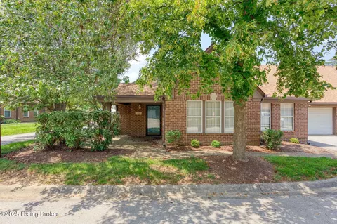 401 Eastbridge Ct, Louisville, KY 40223