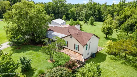 3304 Tara Ct, La Grange, KY 40031