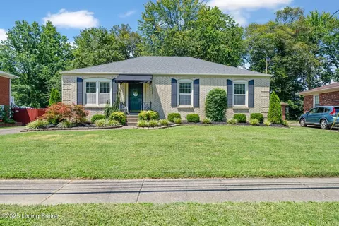 9909 Gateway Dr, Jeffersontown, KY 40299