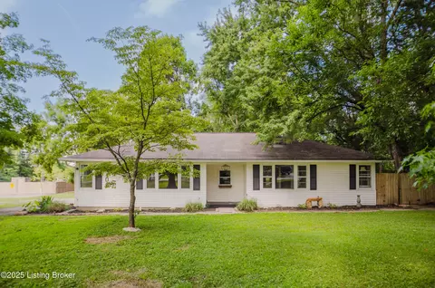 5206 S Watterson Trl, Louisville, KY 40291
