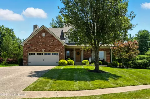 1003 Hardin Holly, La Grange, KY 40031