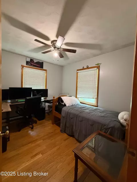Bedroom - 545 Grayson St, Upton, KY 42784 photo 5 of 6