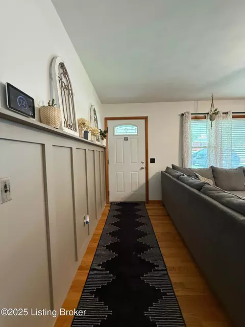 Entry Way - 545 Grayson St, Upton, KY 42784 photo 1 of 2