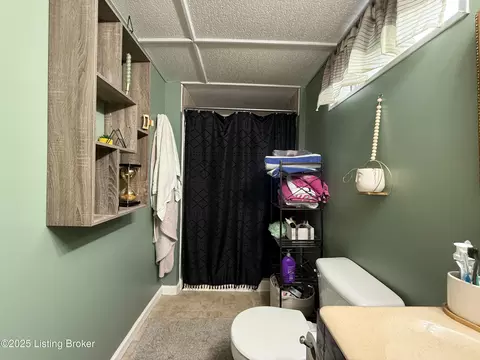 Bath - 545 Grayson St, Upton, KY 42784 photo 3 of 3