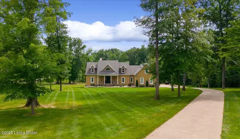 1012 Mullins Ln, Louisville, KY 40245