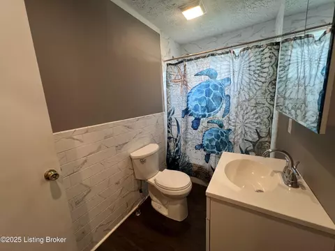 Bath - 8928 Us-42, Pendleton, KY 40055 photo 1 of 4