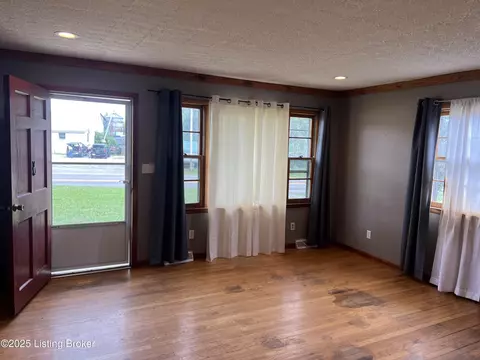 Living - 8928 Us-42, Pendleton, KY 40055 photo 1 of 1