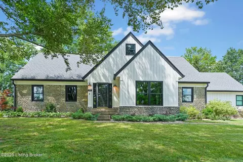 9013 Linn Station Rd, Louisville, KY 40222