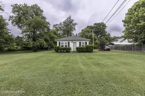 9416 Old Six Mile Ln, Louisville, KY 40299