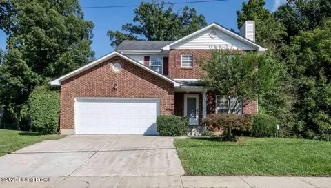 132 Wintergreen Dr, Radcliff, KY 40160