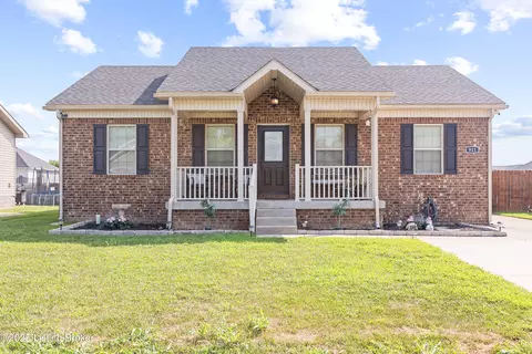 911 Tecumseh Dr, Shepherdsville, KY 40165