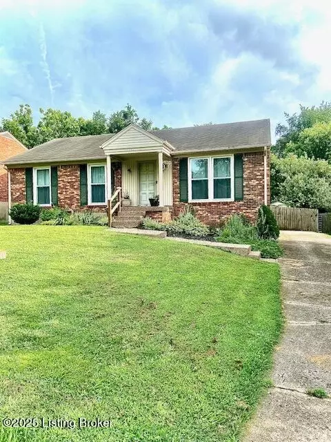 8807 High Point Cir, Louisville, KY 40299
