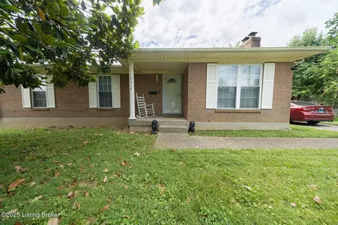 6610 Skyline Dr, Louisville, KY 40272