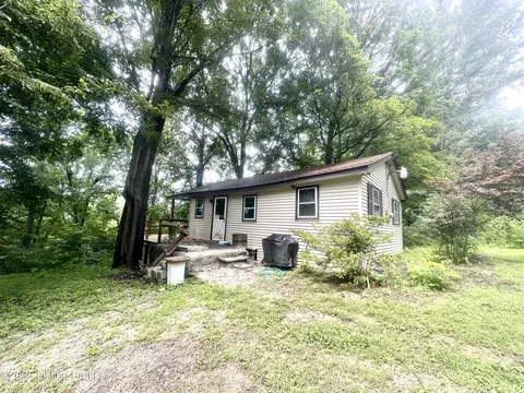 30 Hideaway Ct, New Haven, KY 40051