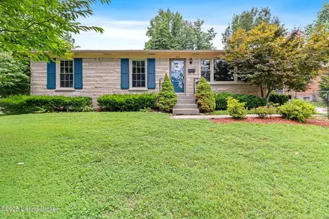 8201 Ponce De Leon Ct, Louisville, KY 40219