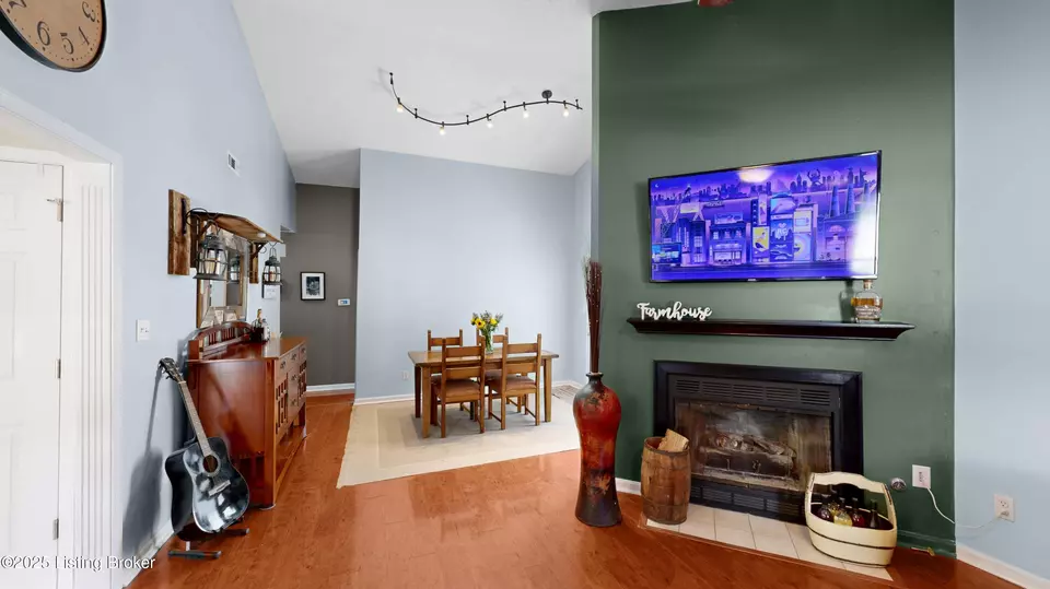 Dining - 4708 Sunny Meadow Ct, Louisville, KY 40241 photo 1 of 2