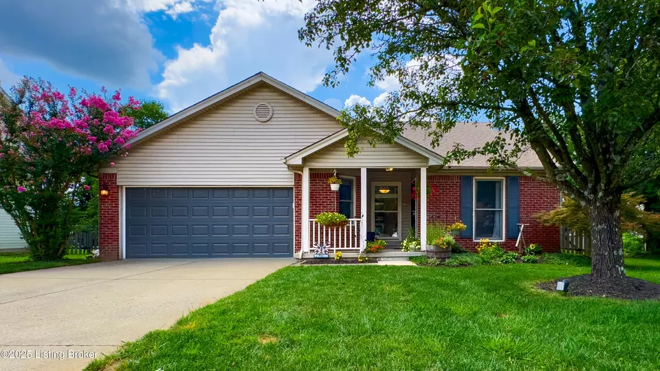 Exterior - 4708 Sunny Meadow Ct, Louisville, KY 40241 photo 1 of 13
