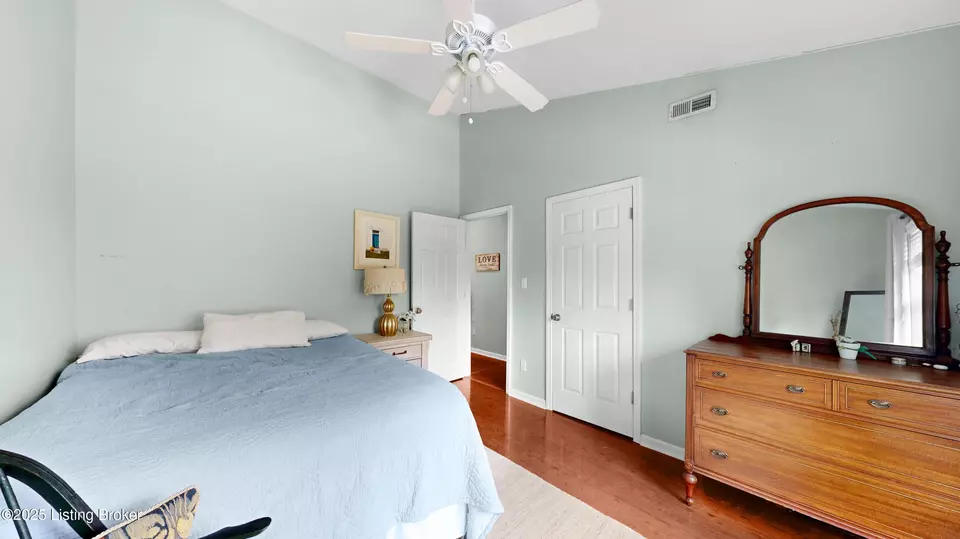 Bedroom - 4708 Sunny Meadow Ct, Louisville, KY 40241 photo 4 of 4
