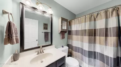 Bath - 4708 Sunny Meadow Ct, Louisville, KY 40241 photo 1 of 2