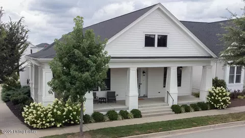Exterior - 11014 Mayapple St, Prospect, KY 40059 photo 5 of 23