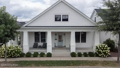 Exterior - 11014 Mayapple St, Prospect, KY 40059 photo 3 of 23