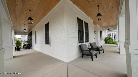 Exterior - 11014 Mayapple St, Prospect, KY 40059 photo 2 of 23