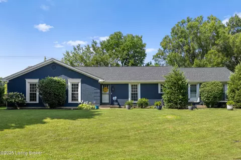 4306 Fence Pl, Louisville, KY 40241