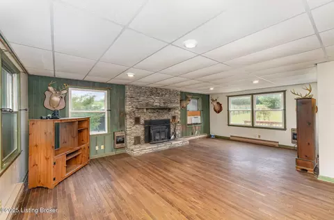 Living - 2324 Pattons Creek Rd, Pendleton, KY 40055 photo 1 of 3