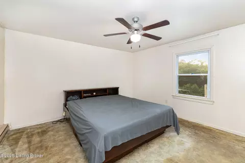 Bedroom - 2324 Pattons Creek Rd, Pendleton, KY 40055 photo 4 of 5