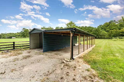 Exterior - 2324 Pattons Creek Rd, Pendleton, KY 40055 photo 2 of 8