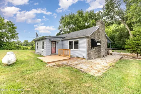 Exterior - 2324 Pattons Creek Rd, Pendleton, KY 40055 photo 3 of 8