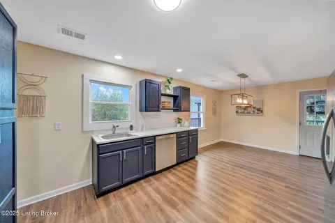 Entry Way - 181 Greertown Rd, Pendleton, KY 40055 photo 1 of 2
