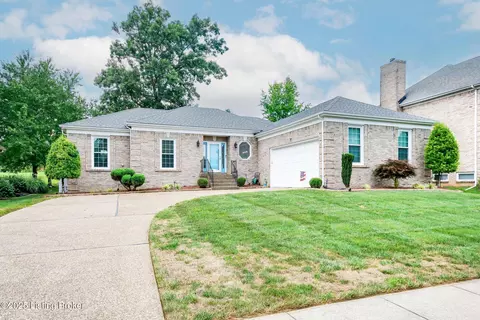 10211 Glenmary Farm Dr, Louisville, KY 40291
