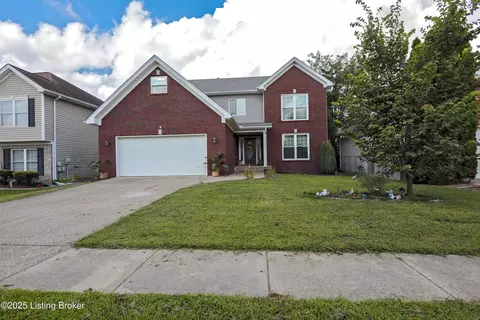 8004 Village Gate Ct, Louisville, KY 40291