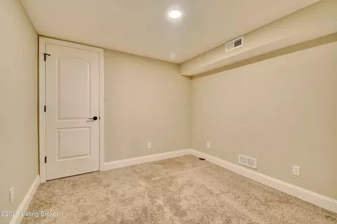 Bedroom - 693 Peach Tree Ln, Erlanger, KY 41018 photo 5 of 5