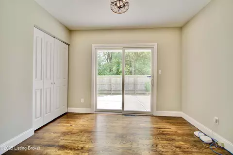Bedroom - 693 Peach Tree Ln, Erlanger, KY 41018 photo 1 of 5