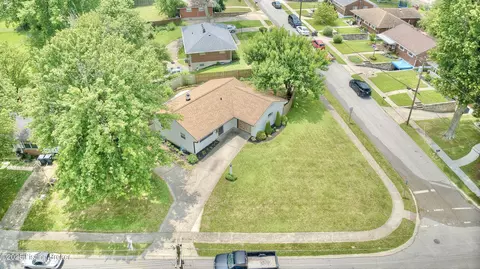 View/Area - 693 Peach Tree Ln, Erlanger, KY 41018 photo 2 of 6