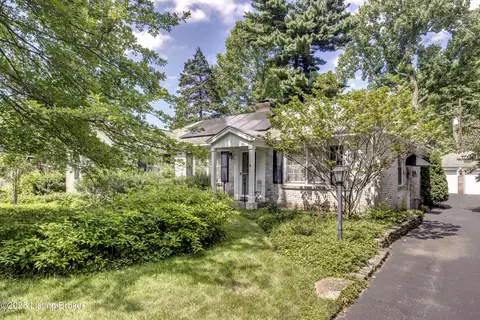 613 Rudy Ln, Louisville, KY 40207