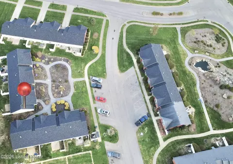 120 Woodlake Ct, Mount Washington, KY 40047