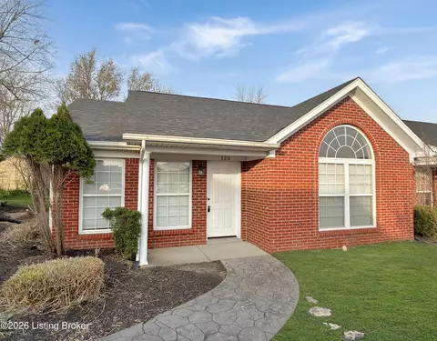 120 Woodlake Ct, Mount Washington, KY 40047