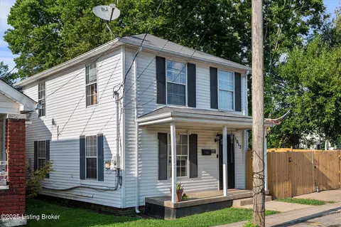 1013 Union St, Shelbyville, KY 40065