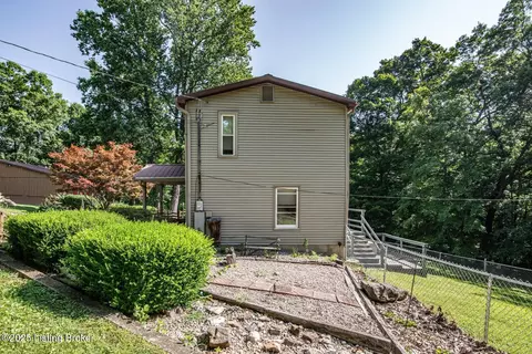1250 Arnold School Rd, Webster, KY 40176 photo 3
