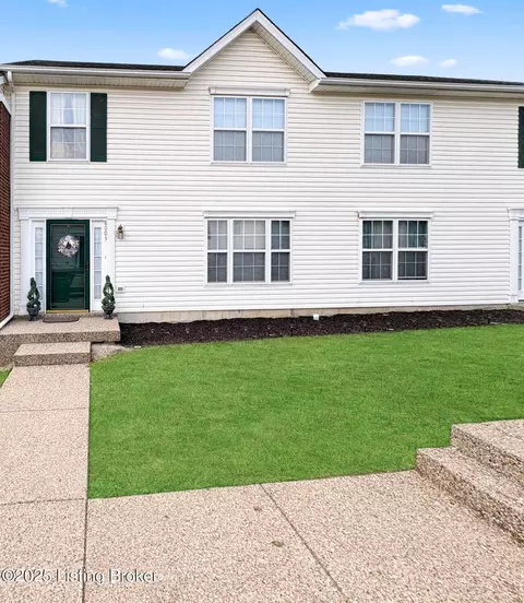 8003 Hunter Green Way, Louisville, KY 40291