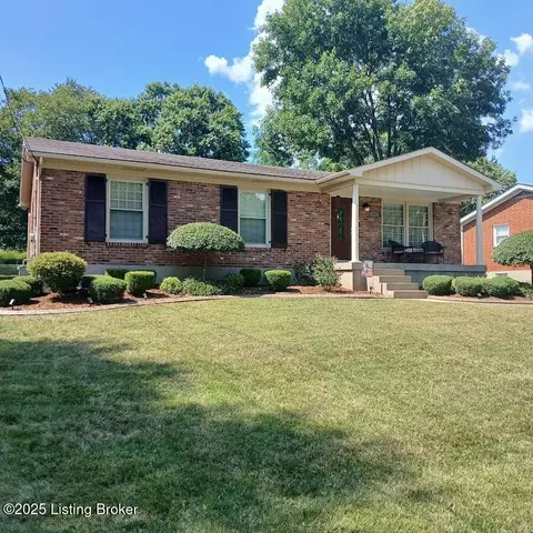 3805 Sedalia Trl, Louisville, KY 40272