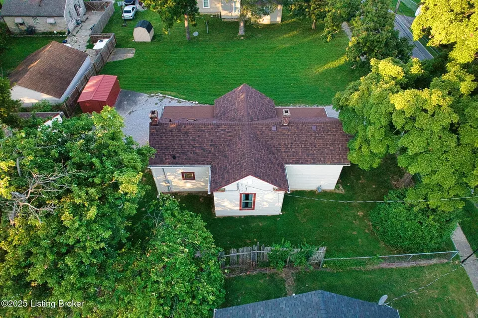 View/Area - 10219 Watterson Trl, Louisville, KY 40299 photo 2 of 3