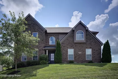 18505 Chadwick Glen Cir, Louisville, KY 40245