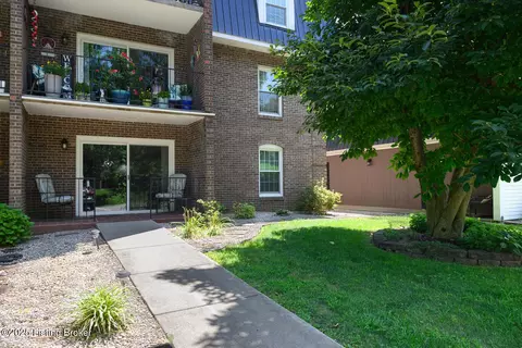 103 Freeman Green Dr #1B, Elizabethtown, KY 42701