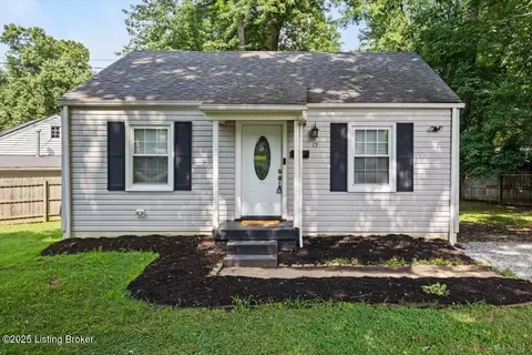 15 Kenil Ct, Louisville, KY 40206