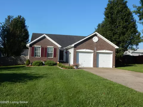 651 Helm Ln, Mount Washington, KY 40047